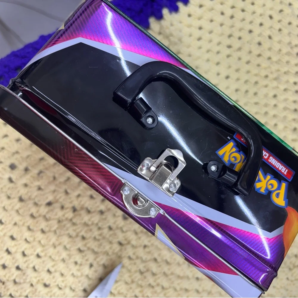 Pokemon Tin case featuring Pikachu & Charizard - case only